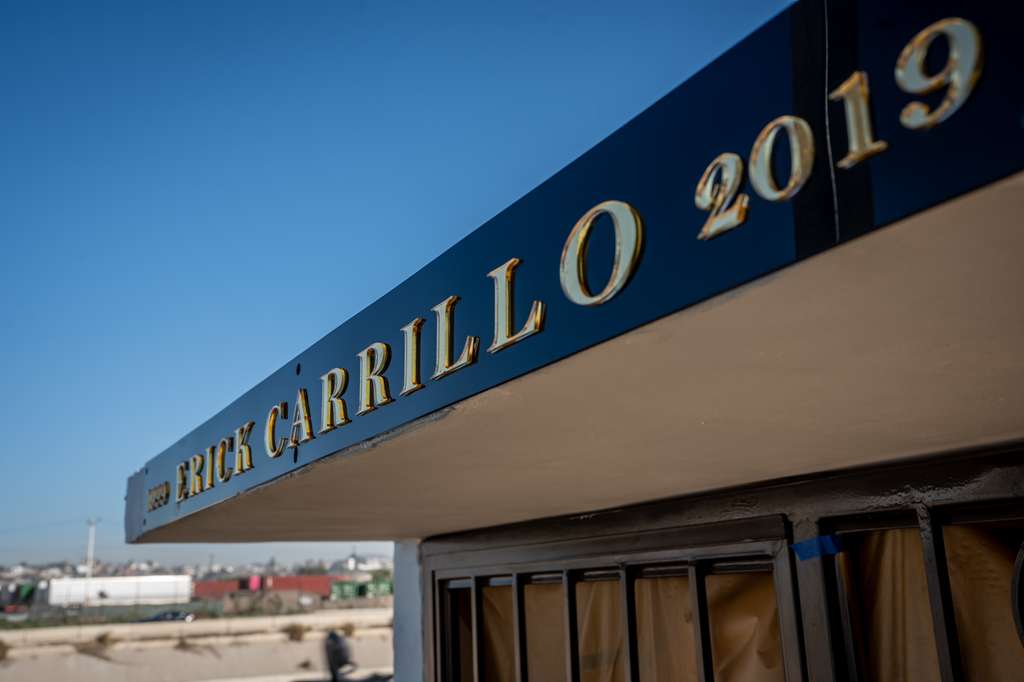 Capilla en memoria de Erick Carrillo es instalada en la Vía Alamar