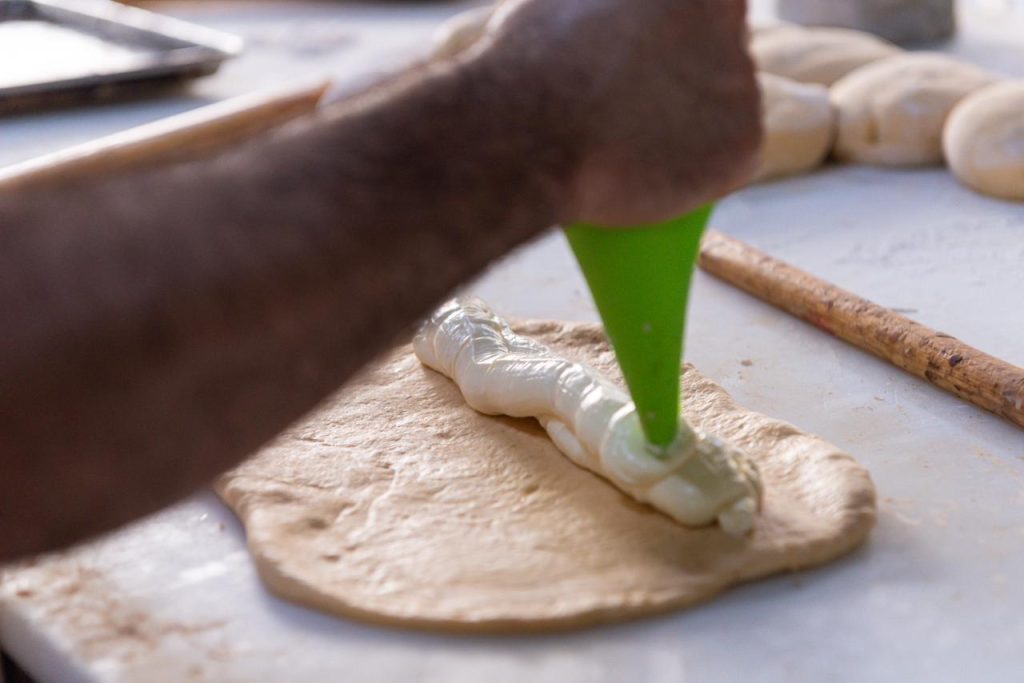 Rosca de Reyes: elegir panaderías locales mantiene viva la tradición en Tijuana Rosca de Reyes: elegir panaderías locales mantiene viva la tradición en Tijuana
