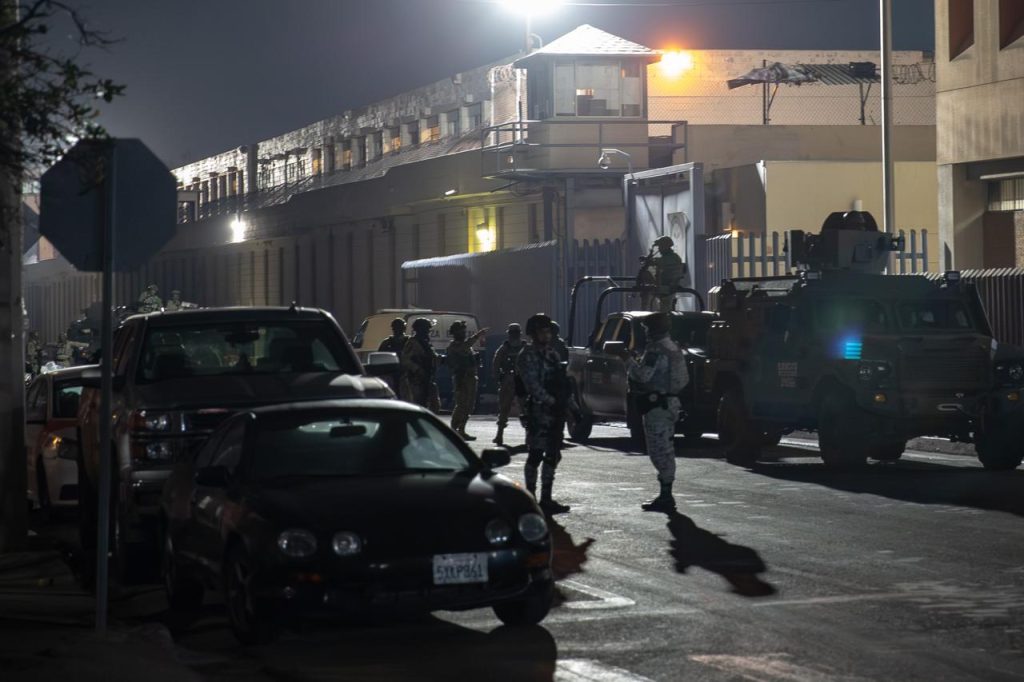 Operativo en la penitenciaría de La Mesa moviliza fuerzas federales en Tijuana Operativo en la penitenciaría de La Mesa moviliza fuerzas federales en Tijuana