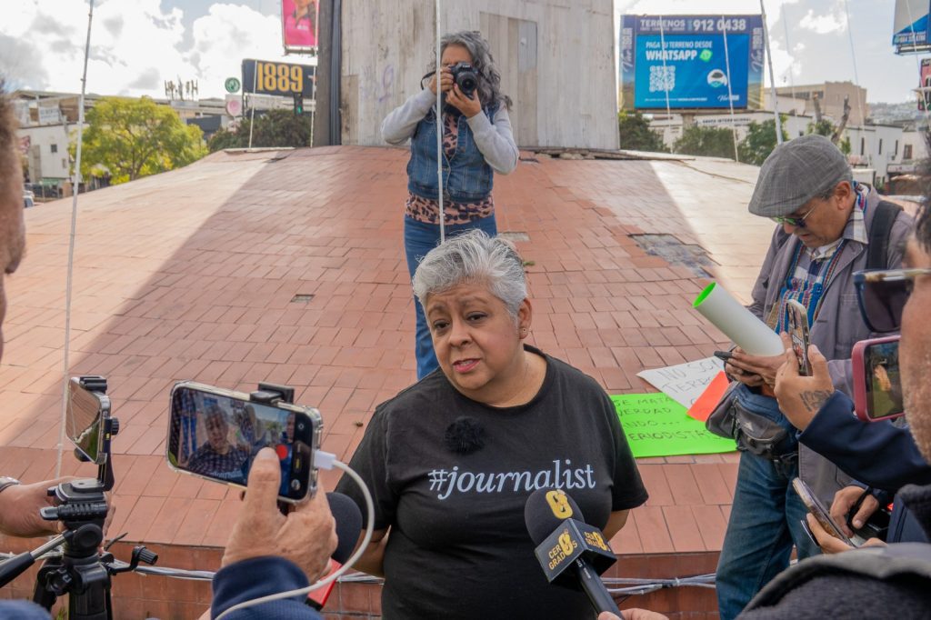 Periodistas se manifiestan en Tijuana por el Día Nacional del Periodista
