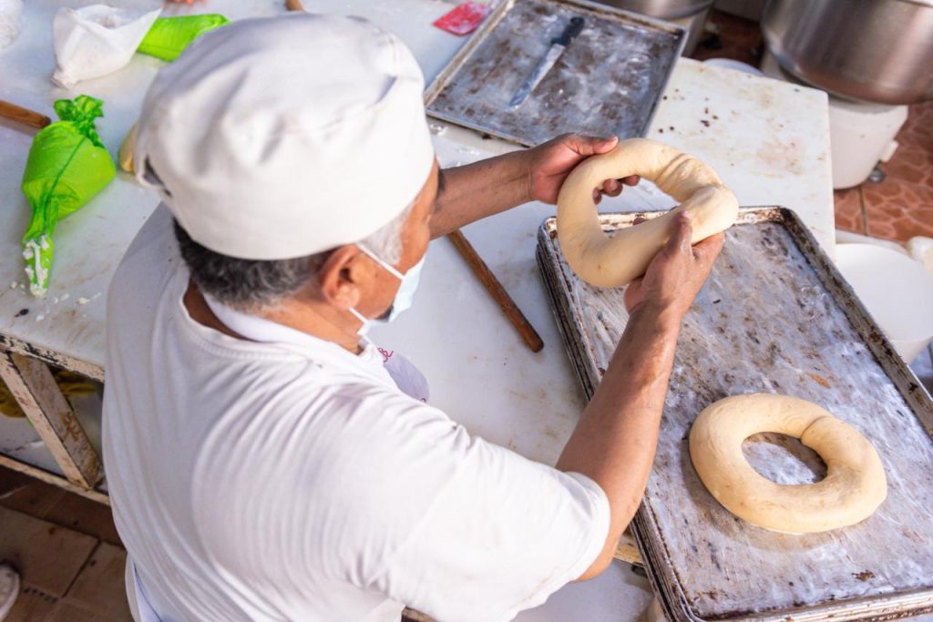 Rosca de Reyes: elegir panaderías locales mantiene viva la tradición en Tijuana Rosca de Reyes: elegir panaderías locales mantiene viva la tradición en Tijuana
