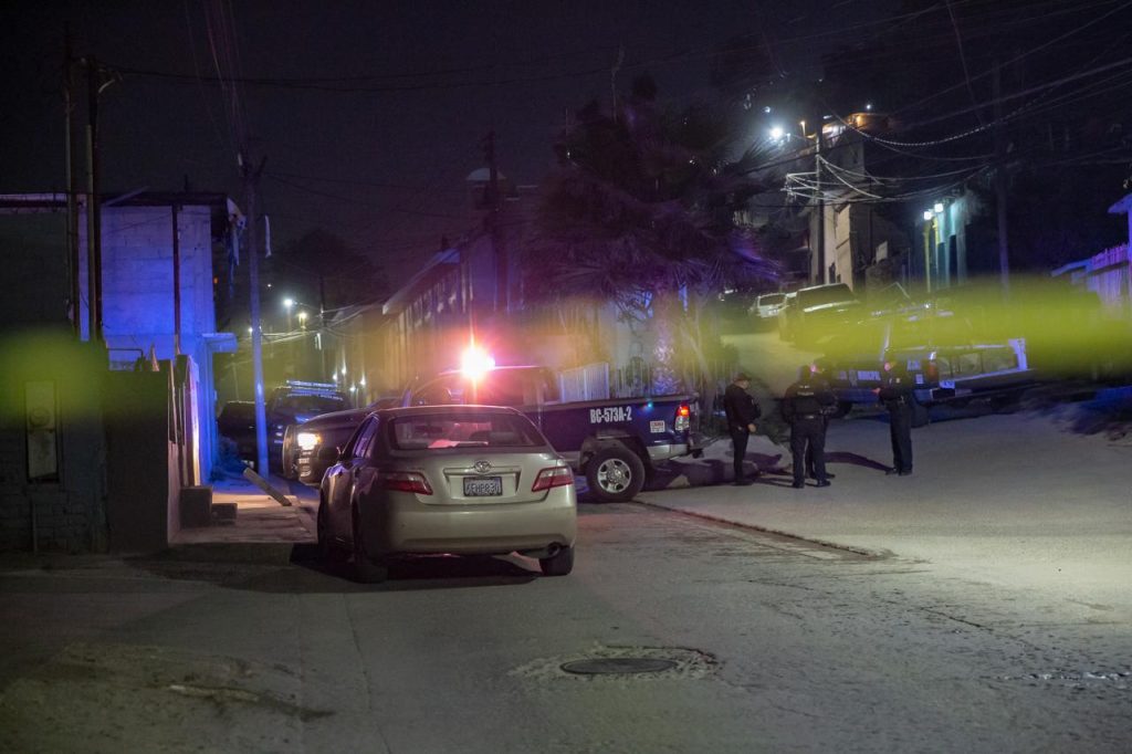 Hombre hallado sin vida en Los Laureles dentro de un vehículo en Playas