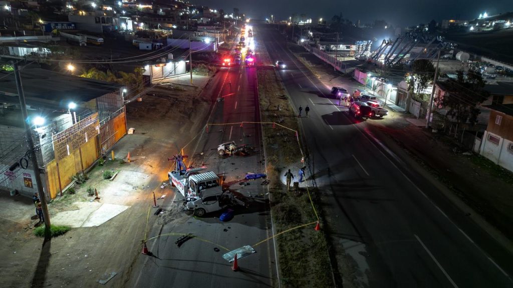 Accidente en carretera libre Tijuana–Tecate deja dos muertos y un lesionado