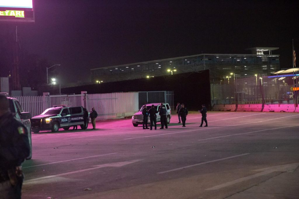 Persecución en Tijuana termina en la garita de San Ysidro
