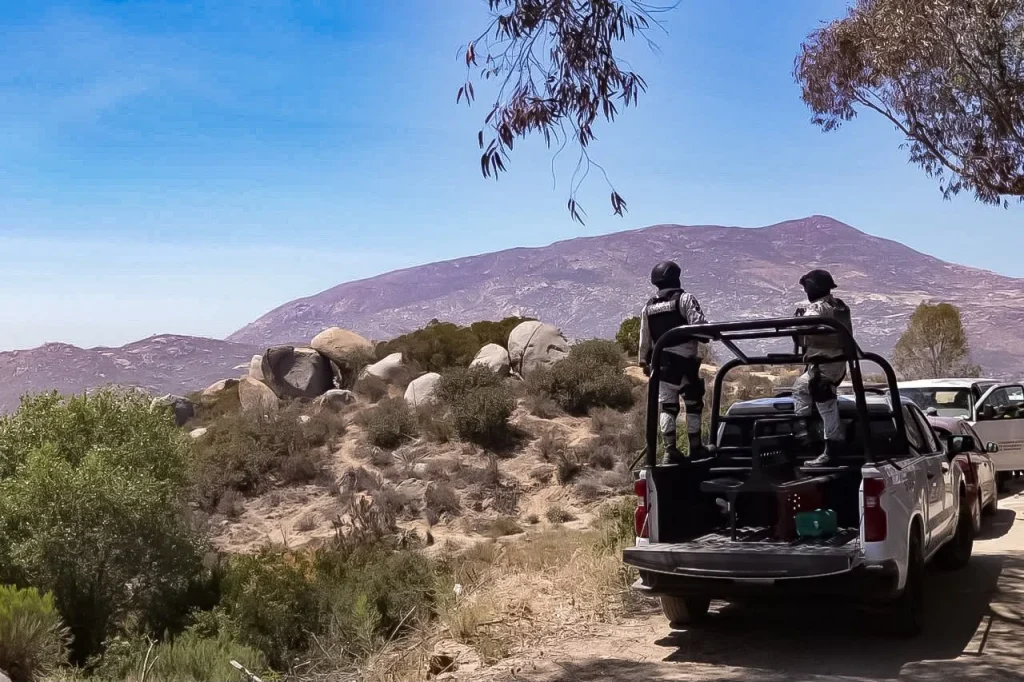 Localizan fosa clandestina en Tecate; familias identifican a menores desaparecidos Localizan fosa clandestina en Tecate; familias identifican a menores desaparecidos