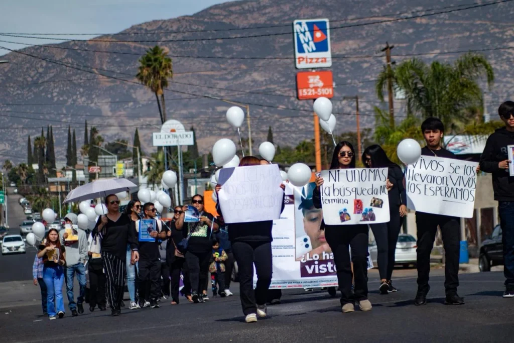 Marcha en Tecate por las infancias y víctimas de violencia