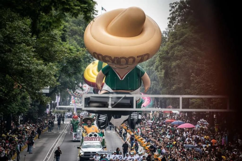 Desfile Mundialista inunda Paseo de la Reforma por el arranque de la Copa del Mundo 2026