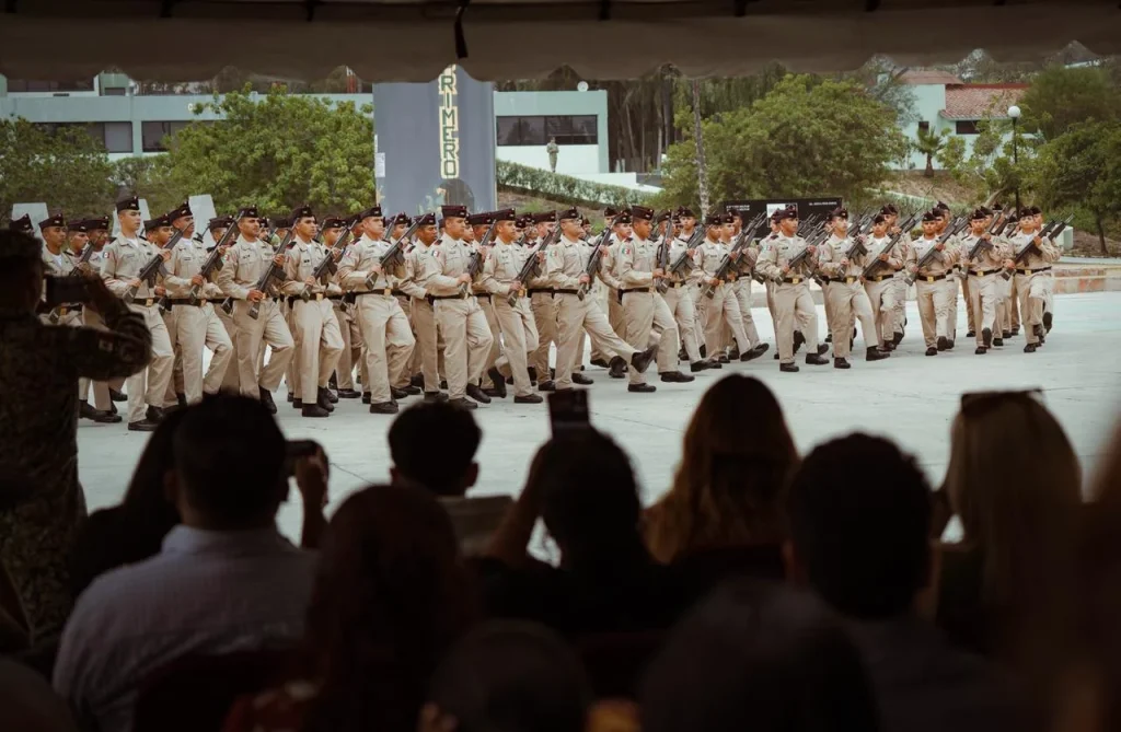 Concluyen el Servicio Militar Nacional 103 jóvenes en Tijuana tras 90 días de adiestramiento
